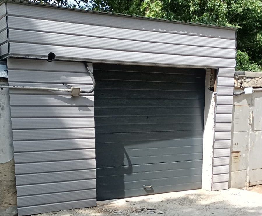 Секционные ворота DoorHan в Ереване с установкой