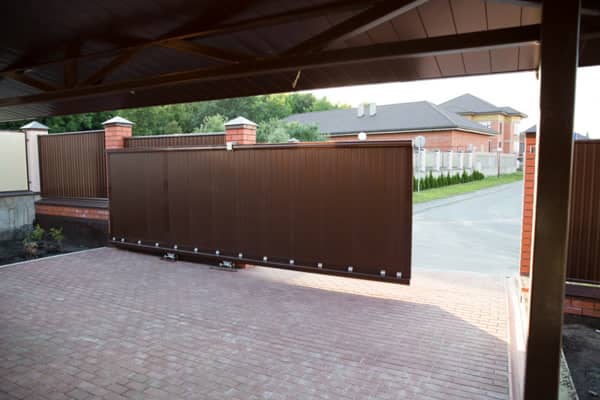 Уличные ворота DoorHan в Ереване с установкой