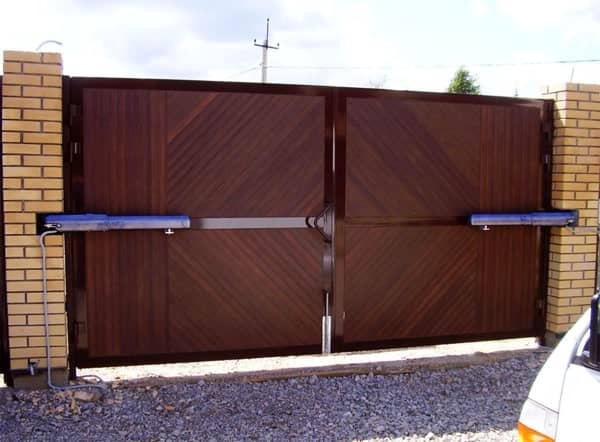 Уличные ворота DoorHan в Ереване с установкой