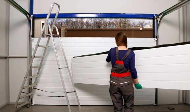 Установка гаражных ворот DoorHan